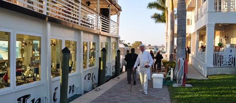 paddle boat dinner cruise daytona beach