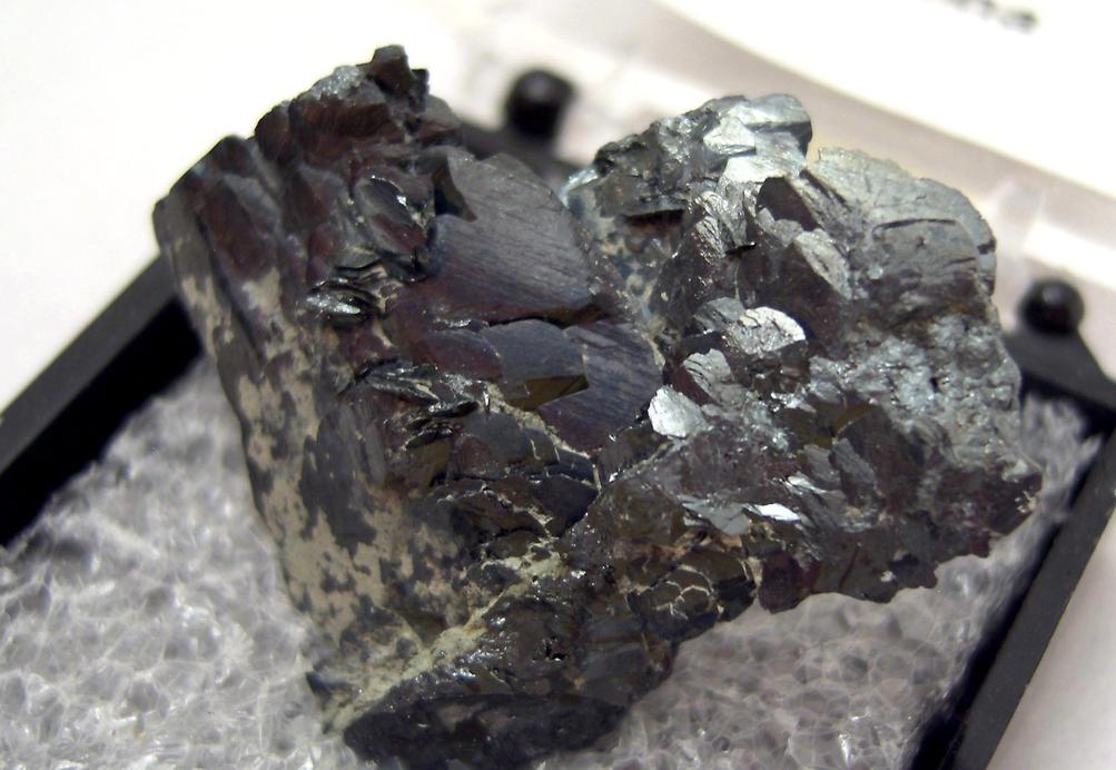 Hematite crystals, Bouse, Plomosa District, Plomosa Mts, La Paz County, Arizona, USA