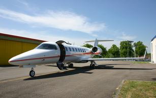 jet charter private choosing company right wikihow ref