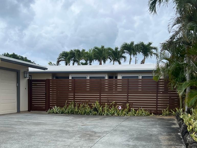 Island Style Gates, Aluminum gates Hawaii, Driveway gate Honolulu, Privacy Gates Oahu, Custom Gates Oahu, Automatic Gates Hawaii, modern aluminum driveway gates