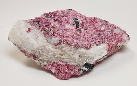 Fluorescent Agrellite & Thorite Kipawa alkaline complex Québec, Canada