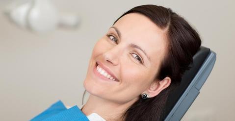 clinique d'implantologie dentaire dental implant services Brossard-Laprairie