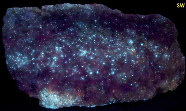 fluorescent DIOPSIDE, CHONDRODITE, Pyrite, Long Lake Zinc Mine (Richardson Mine, Lynx Mine), Long Lake Village, Olden Township, Frontenac County, Ontario, Canada