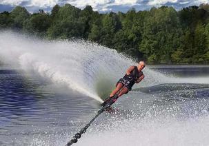 Skiing on Sylvan Lkae Indiana