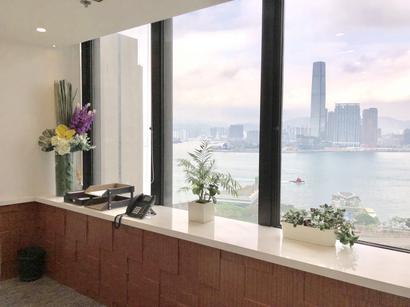 vOffice, Magnificent Sea View Overlooking Victoria Harbour