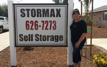 Self Storage Units Orange Cove Ca 93646 Manager