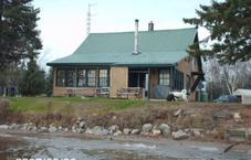 lake front cabin Black Bear Camp