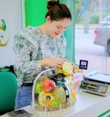 Giỏ hoa quả nhập khẩu nào cho ngày 20/10?