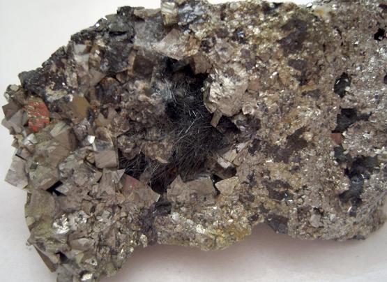 JAMESONITE, ARSENOPYRITE, SPHALERITE, QUARTZ - Noche Buena Mine (Mina Noche Buena), Noche Buena, Mun. de Mazapil, Zacatecas, Mexico