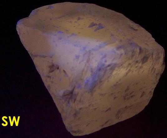 fluorescent CALCITE - Harlowton, Wheatland County, Montana, USA