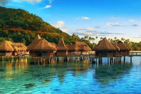 Bucket list vacations by Easy Escapes Travel: Tahiti
