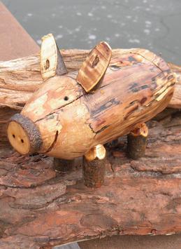Easy DIY Firewood Pig Piggy Bank. www.DIYeasycrafts.com