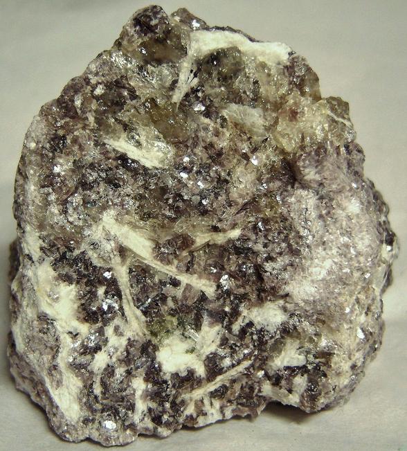 LEPIDOLITE, ALBITE Cleavelandite, QUARTZ - Minas Gerais, Brazil