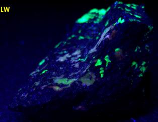 fluorescent ESPERITE, WILLEMITE, CLINOHEDRITE, FRANKLINITE, Franklin Mine, Franklin, Franklin Mining District, Sussex County, New Jersey, USA, type locality