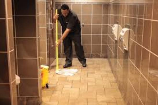 Best Shopping Center Restroom Cleaning Services and Cost in Omaha NE | Price Cleaning Services