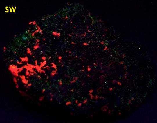 AZURITE, RHODONITE, FRANKLINITE MAGNETITE, fluorescing CALCITE - Sterling Mine, Sterling Hill, Franklin Mining District, Sussex County, New Jersey, USA