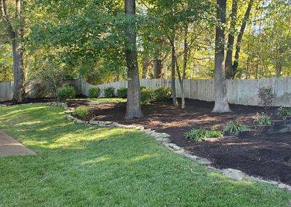 Flower Beds / Brown Mulch