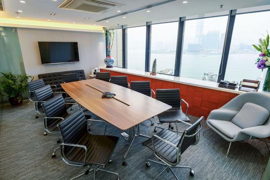 vOffice, Magnificent Sea View Overlooking Victoria Harbour