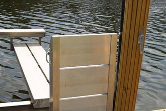 Pre-Owned Used Boat Lift