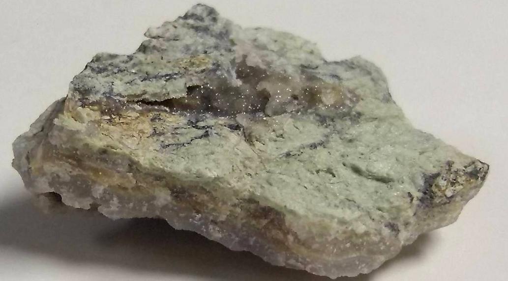 QUARTZ, CHALCEDONY, SERPENTINE, CHROMITE - Red Pit Mine, Fulton Township, State Line Chromite District, Lancaster County, Pennsylvania, USA