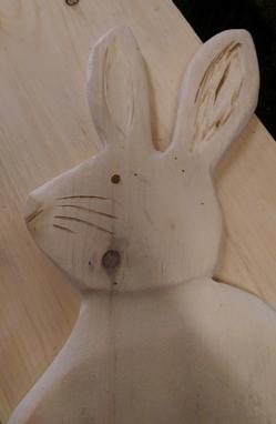 How to easily make a DIY wood Easter Bunny. FREE step by step instructions. www.DIYeasycrafts.com