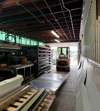 Forklift Garage/Export Garage