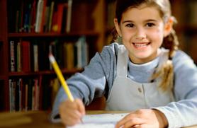 Kids learning Arabic