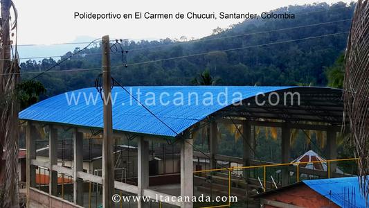 Lamina super termoacustica en PVC de color azul.