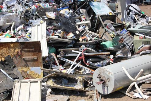 METAL SCRAP REMOVAL