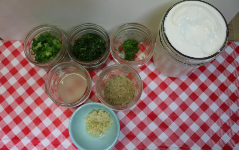 Light and EAsy Stove top Marinara Recipe, Noreen's Kitchen