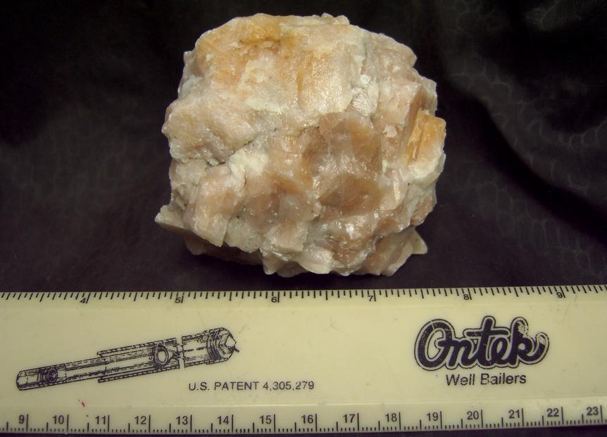fluorescent SALMON CALCITE, Passaic Pit (Passaic Mine; Marshall Mine), Sterling Hill, Ogdensburg, Franklin Mining District, Sussex County, New Jersey, USA