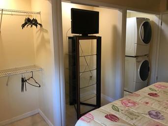 Paradise Lakes Vacation Rental Condo E10