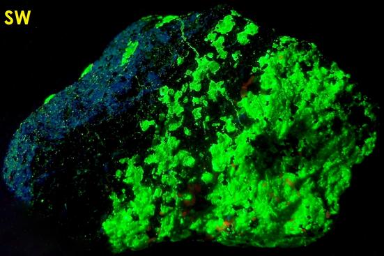 fluorescent WILLEMITE, HYDROZINCITE, CALCITE, FRANKLINITE and ZINCITE - Sterling Mine, Sterling Hill, Ogdensburg, Franklin Mining District, Sussex County, New Jersey, USA – Franklinite and Zincite type locality
