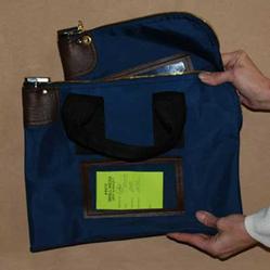 AA810 N0606 Media Nestabag