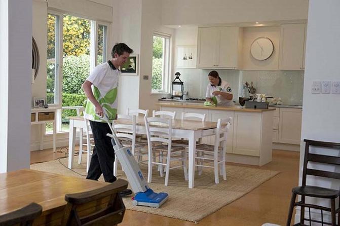 Best Deep Home Cleaning Services in Omaha NE│Price Cleaning Services Omaha