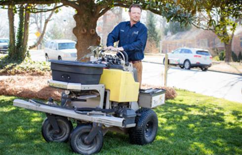 LAWN MAINTENANCE SPECIALIST SERVICES