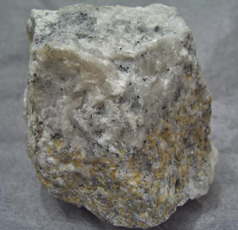 fluorescing NORBERGITE, FLUOROPHLOGOPITE, GRAPHITE, CALCITE - Franklin Quarry (Braens Quarry; Moses Bigelow Quarry; Farber Quarry), Franklin Marble, Franklin, Franklin Mining District, Sussex County, New Jersey, USA