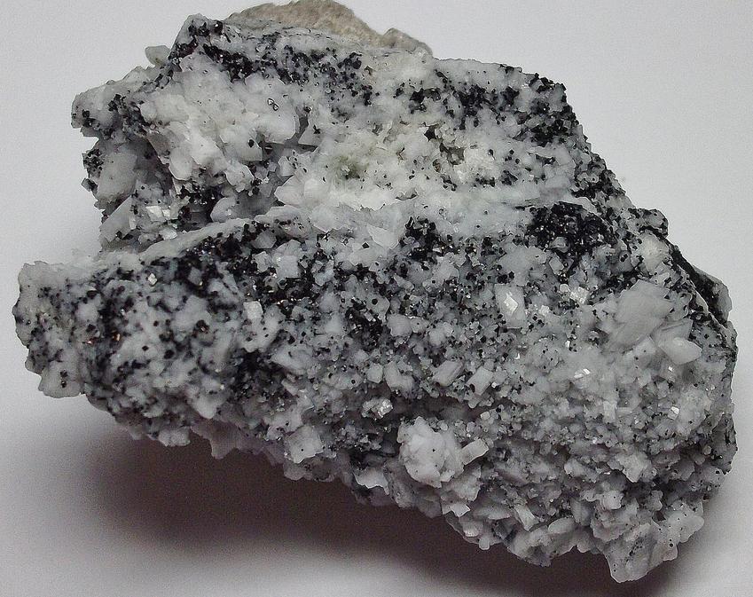 Black Magnetite, white Dolomite crystals, Christie Mine (Christi Mine; Christy Mine; Christie Asbestos; Coalinga Asbestos), Wright Mountain, New Idria District, Diablo Range, Fresno County, California, USA