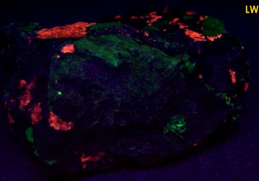fluorescing SPHALERITE, WILLEMITE,with FRANKLINITE MAGNETITE - Sterling Mine, Sterling Hill, Ogdensburg, Franklin Mining District, Sussex County, New Jersey, USA