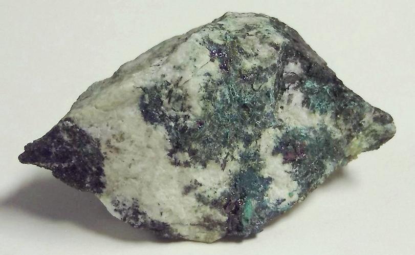 ACTINOLITE, BORNITE, EPIDOTE, CHRYSOCOLLA, CALCITE, Mineral Hill Mine, Louisville, Carroll County, Maryland, USA