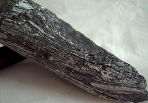 DRILL CORE with fluorescent SPHALERITE, CALCITE - Sterling Hill, Ogdensburg, Franklin Mining District, Sussex County, New Jersey