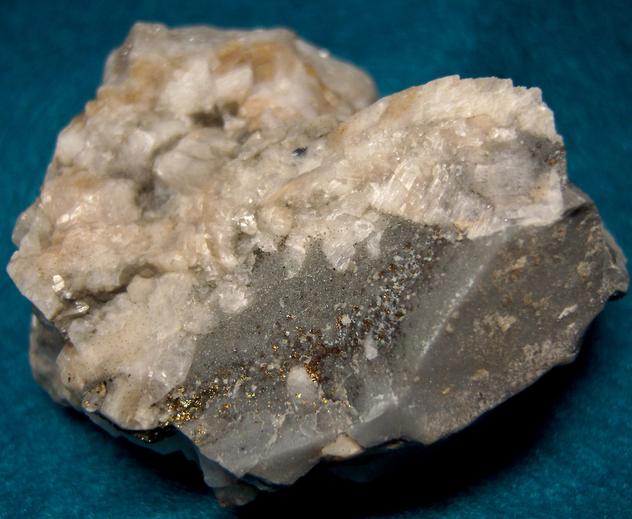fluorescing Calcite, Chalcopyrite, Leadhills, South Lanarkshire, Strathclyde (Lanarkshire), Scotland, United Kingdom, ex R.Eisenman "Highland Rock"