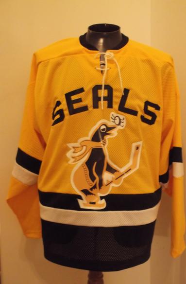 San Francisco Seals Hockey Jersey - White - Small - Royal Retros