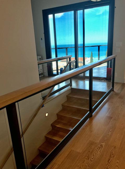 glass railing Hawaii, glass railing Honolulu, glass railing for deck Hawaii, Aluminum Glass Railing, Glass Rail System