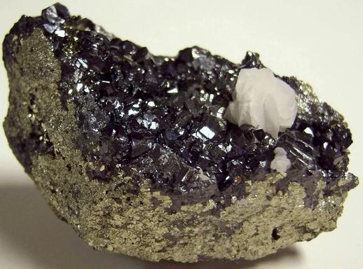 ENARGITE, SPHALERITE, PYRITE, fluorescent CALCITE,Huanzala Mine, Huallanca District, Bolognesi Province, Ancash Department, Peru