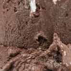 Fudge-like Zanzibar® chocolate ice cream swirled with gooey marshmallow, Oreos and bittersweet chocolate chunks.