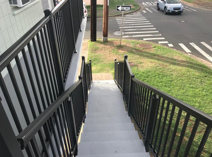 aluminum railing Hawaii, aluminum railing Honolulu, railing Honolulu, deck Hawaii, decks Hawaii, Oahu aluminum railings, Oahu decks, decks, aluminum railings, railings, Oahu, Island railing, island railing and gates, island gates, island view