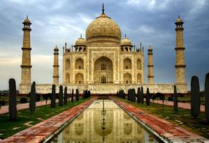 hire tempo traveller delhi to taj mahal, book tempo traveller delhi to Agra one day tour, rent a tempo traveller delhi to mathura vrindavan agra one day tour, Same Day Agra Taj Mahal Tour by AC Tempo Traveller