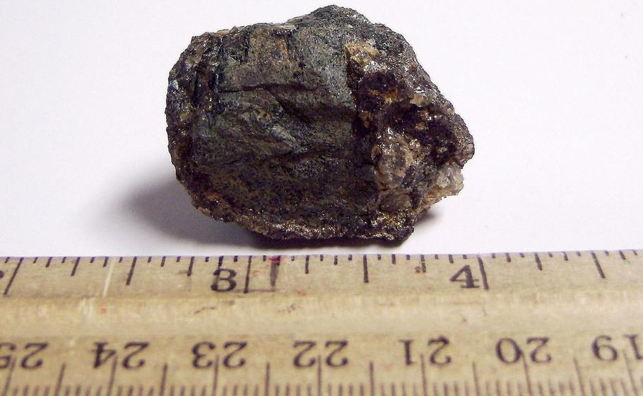 Pyrrhotite, Fluorapatite, Magnesio-hornblende,Philips Mine (Philips Pyrite Mine; Anthony's Nose Pyrrhotite Mine), Anthony's Nose, Philipstown Township, Putnam County, New York, USA