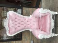 PINK THRONE CHAIR